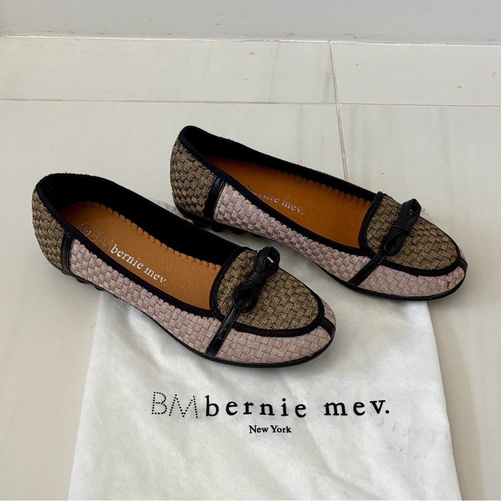 bernie mev. Women's Woven Flat shoes NEW